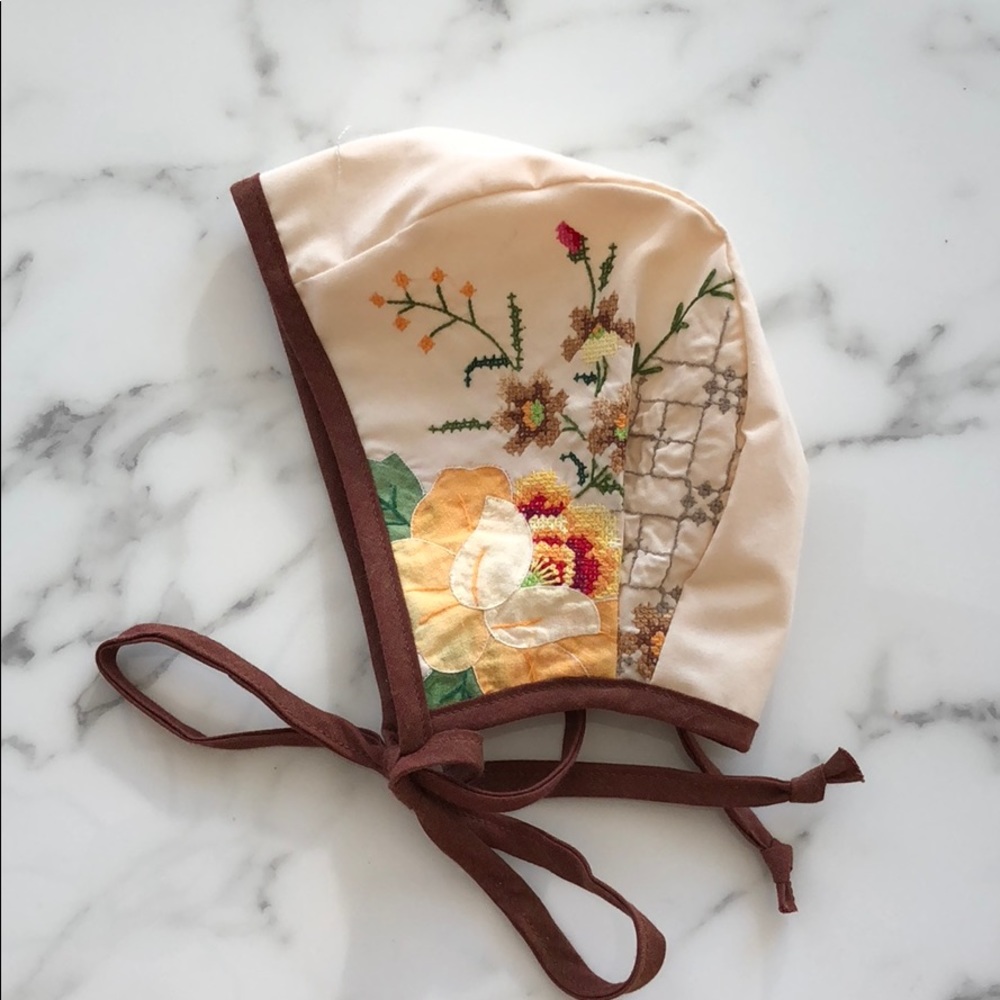 Embroidered baby bonnet